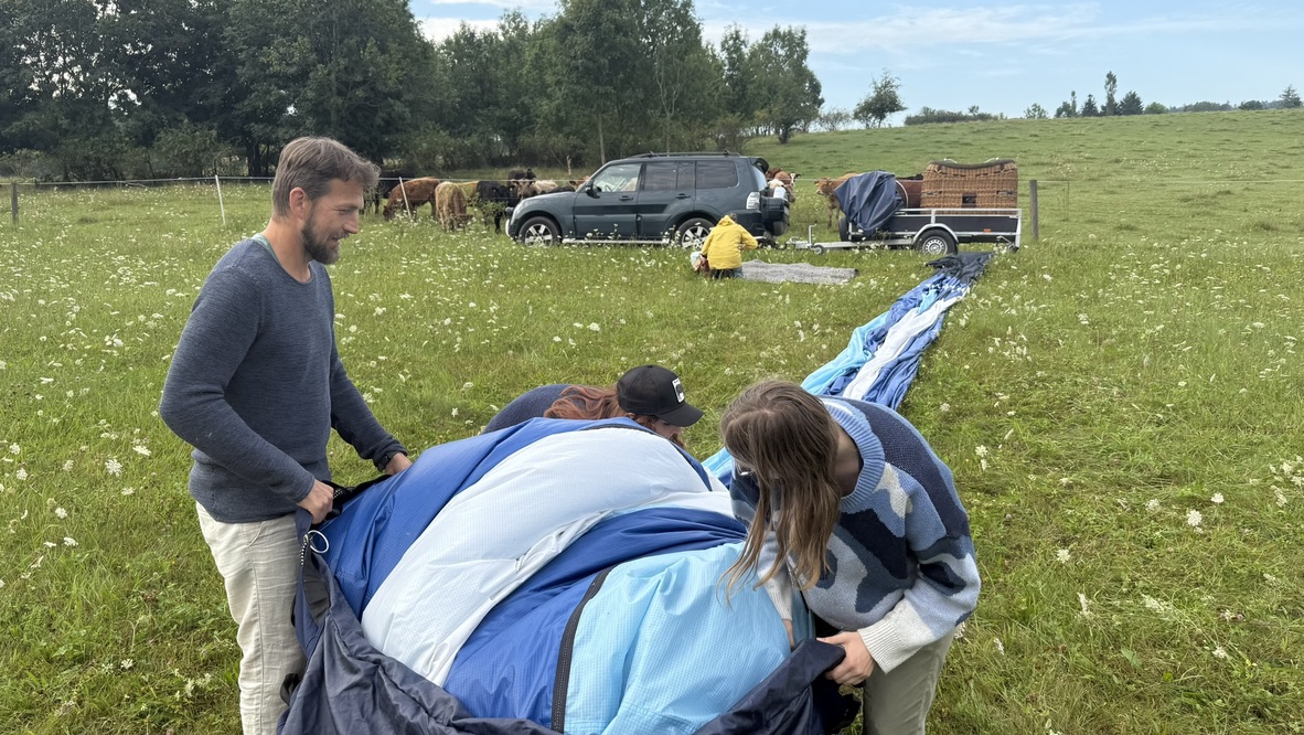 ranní let balonem nad krajinou Sázavy – Farma Bláto